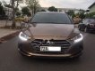 Hyundai Elantra 2017 - Cần bán xe Hyundai Elantra sản xuất năm 2017, màu nâu như mới, giá 625tr