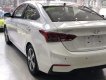 Hyundai Accent  1.4 MT Base 2018 - Cần bán xe Hyundai Accent 2018, màu trắng giá tốt