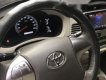 Toyota Innova V 2014 - Cần bán lại xe Toyota Innova V sản xuất năm 2014, màu bạc còn mới