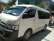 Toyota Hiace G 2010 - Cần bán Toyota Hiace 2010, số sàn máy dầu, màu trắng ngọc trinh