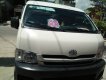 Toyota Hiace G 2010 - Cần bán Toyota Hiace 2010, số sàn máy dầu, màu trắng ngọc trinh