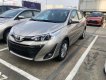 Toyota Vios 2018 - Cần bán xe Toyota Vios 2018, màu vàng