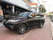 Toyota Fortuner 2.4G 4x2MT 2017 - Bán Toyota Fortuner 2.5g đời 2017, màu nâu xe máy dầu số sàn nhập Indo giá thương lượng với khách hàng mua xe chính hãng