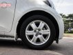 Toyota IQ   2011 - Cần bán xe Toyota IQ năm 2011, màu trắng, xe nhập