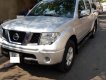 Nissan Navara LE 2011 - Cần bán Nissan Navara LE sản xuất 2011, màu bạc, xe nhập còn mới, giá 380tr