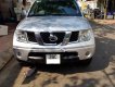 Nissan Navara LE 2011 - Cần bán Nissan Navara LE sản xuất 2011, màu bạc, xe nhập còn mới, giá 380tr