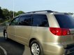 Toyota Sienna LE 2007 - Cần bán lại xe Toyota Sienna LE năm sản xuất 2007, màu vàng, xe nhập còn mới