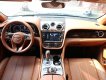 Bentley Bentayga First Edition 2016 - Bentley Bentayga First Edition, model 2016, màu bạc, nhập khẩu nguyên chiếc