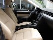 Volkswagen Passat 2018 - Bán Passat 1.8 Turbo nhập Đức, dáng sang, đẹp, lái êm, an toàn, vay 90%, lãi thấp chỉ4,99% bảo dưỡng thấp 1,5triệu/lần
