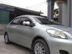 Toyota Vios 2010 - Cần bán Toyota Vios đời 2010, màu bạc số sàn