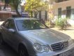 Mercedes-Benz C class C200 2004 - Cần bán gấp Mercedes C200 2004, màu bạc, xe đẹp, gầm máy chất