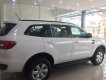 Ford Everest Ambiente 2.0 MT 4x2 RWD 2019 - Bán Everest 2.0L, trắng, ưu đãi khủng, có xe ngay. Lh: 0933170171