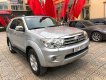 Toyota Fortuner 2.7AT 2009 - Cần bán Toyota Fortuner 2.7AT sản xuất năm 2009, màu bạc còn mới