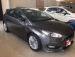 Ford Focus 2019 - Cần bán xe Ford Focus năm sản xuất 2019, màu xám, giá 565tr