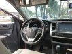 Toyota Highlander LE 2.7 2018 - Bán ô tô LE 2.7 sản xuất năm 2018, màu đỏ, biển Hà nội, lăn bánh 1500km