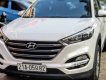 Hyundai Tucson  2.0 AT  2018 - Cần bán lại xe Hyundai Tucson 2.0 AT sản xuất năm 2018, màu trắng, mới chạy 4 tháng, odo mới chạy 8000km