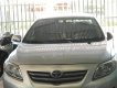 Toyota Corolla altis 2009 - Bán Toyota Corolla Altis năm sản xuất 2009, màu bạc, máy còn rất mạnh, nội thất full, số sàn chạy rất tiết kiệm xăng