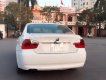 BMW 3 Series 320i 2007 - Bán BMW 3 Series 320i sản xuất năm 2007, màu trắng, xe nhập 