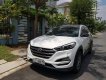 Hyundai Tucson 2015 - Bán ô tô Hyundai Tucson năm 2015, màu trắng, xe nhập 