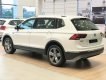 Volkswagen Tiguan    2019 - Cần bán Volkswagen Tiguan cao cấp năm 2019, màu trắng, nhập khẩu