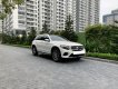 Mercedes-Benz GLC-Class 300 4Matic 2017 - Bán xe Mercedes GLC 300 4Matic sản xuất 2017, màu trắng ngọc trinh