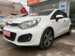 Kia Rio 2012 - Bán Kia Rio màu trắng, số tự động, xe nhập khẩu phiên bản Hatchback cực tiện dụng