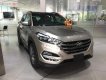 Hyundai Tucson 2.0 AT CRDi 2019 - Bán Tucson máy dầu, màu vàng be