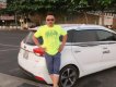 Kia Rondo 2016 - Bán Kia Rondo 2016, màu trắng, chính chủ giá cạnh tranh