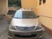 Toyota Innova 2010 - Bán Toyota Innova đời 2010, màu vàng đã đi 10.000km