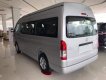 Toyota Hiace 2018 - Bán Toyota Hiace năm sản xuất 2018, màu bạc, xe nhập, giá 950tr