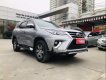 Toyota Fortuner  V 4x2AT  2016 - Bán Toyota Fortuner V 4x2AT sản xuất năm 2016, màu bạc, nhập khẩu chính chủ