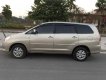 Toyota Innova 2.0G 2010 - Chính chủ gia đình tôi cần bán chiếc Toyota Innova 2.0G 2010 màu vàng cát, xố sàn, chính chủ gia đình LH 0986860295