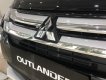 Mitsubishi Outlander 2019 - Mitsubishi Outlander giảm giá kịch sàn cho cả năm năng động