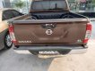 Nissan Navara   2017 - Bán Nissan Navara đời 2017, màu nâu, xe bán tải đô thị với hệ thống treo sau gồm lo xo trụ và ống giảm chấn