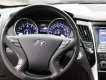 Hyundai Sonata  Y20 2011 - Bán ô tô Hyundai Sonata Y20 đời 2011, màu trắng, nhập khẩu như mới