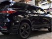 LandRover Discovery 2017 - Cần bán LandRover Discovery sản xuất 2017, màu đen, nhập khẩu nguyên chiếc