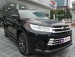 Toyota Highlander LE 2017 - Bán Toyota Highlander sản xuất 2017, màu đen, nội thất xanh lam đặt biệt hiếm