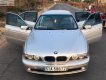 BMW 5 Series 525i 2002 - Em cần bán xe BMW 525i đời 2002, máy chạy êm và bốc