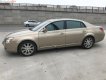 Toyota Avalon 2008 - Cần bán xe Toyota Avalon đời 2008, màu vàng, xe nhập