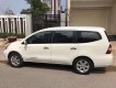 Nissan Grand livina 2011 - Chính chủ bán Nissan Grand livina năm sản xuất 2011, màu trắng, xe nhập