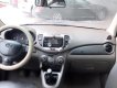 Hyundai i10 2013 - Bán Hyundai i10 năm sản xuất 2013, màu bạc, nhập khẩu nguyên chiếc