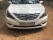 Hyundai Sonata 2010 - Cần bán gấp Hyundai Sonata năm sản xuất 2010, màu trắng, xe nhập