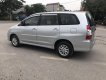 Toyota Innova 2.0 E 2013 - Bán Toyota Innova 2.0 E đời 2013, màu bạc, xe đẹp xuất sắc