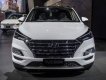 Hyundai Tucson    2019 - Bán xe Hyundai Tucson 2019, màu trắng, giá chỉ 890 triệu