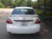 Toyota Vios   2010 - Bán Toyota Vios năm sản xuất 2010, màu trắng xe gia đình