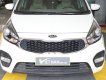 Kia Rondo 2.0MT 2017 - Bán Kia Rondo 2.0MT đời 2017, màu trắng