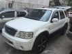 Ford Escape 2.3 2004 - Bán Ford Escape 2.3 đời 2004, màu trắng, ít sử dụng 