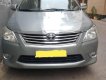 Toyota Innova V 2012 - Bán xe Toyota Innova V đời 2012, màu bạc, giá chỉ 555 triệu