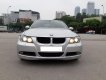 BMW 3 Series 320i 2008 - Gia đình cần bán BMW 320i, sản xuất 2008, số tự động, màu bạc