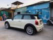 Mini Cooper 2015 - Cần bán xe Mini Cooper đời 2015, hai màu, nhập khẩu chính chủ